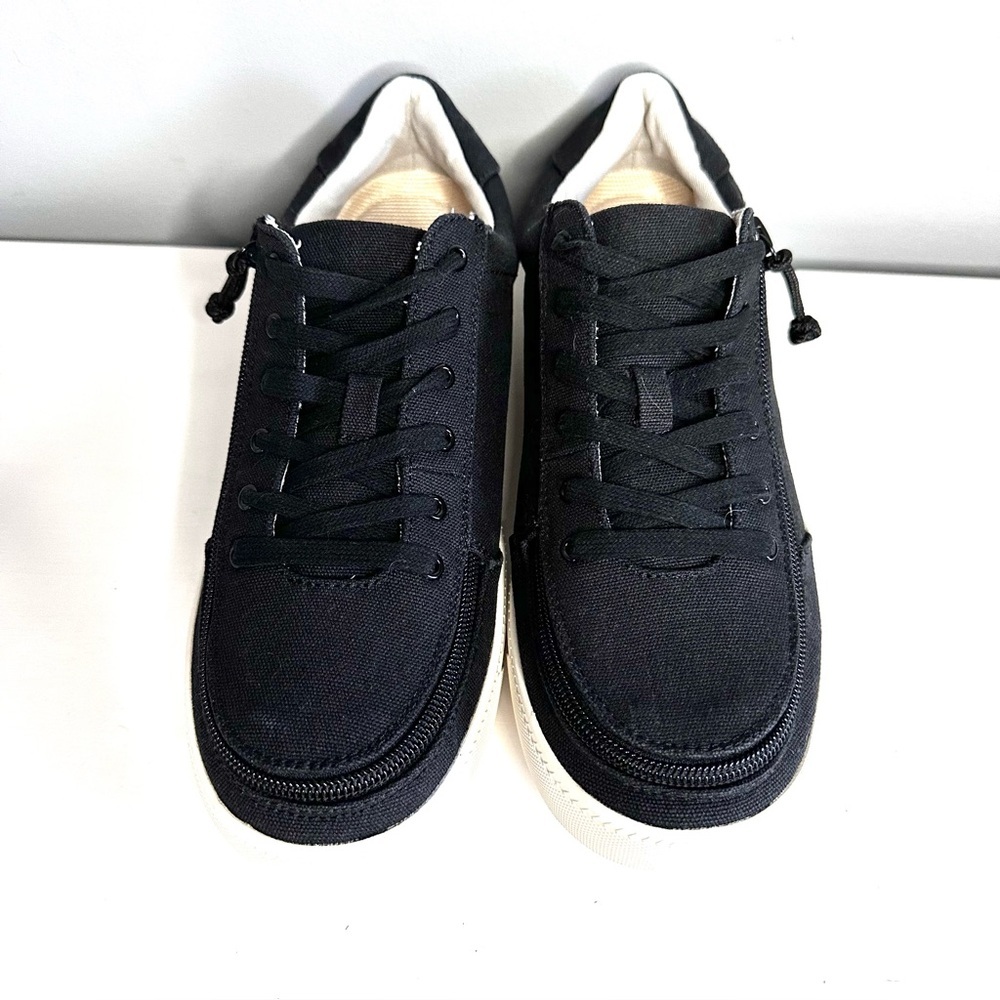 BILLY Classic Lace Low Top Black Canvas Sneakers, Size 9, Full Wrap Around Zip